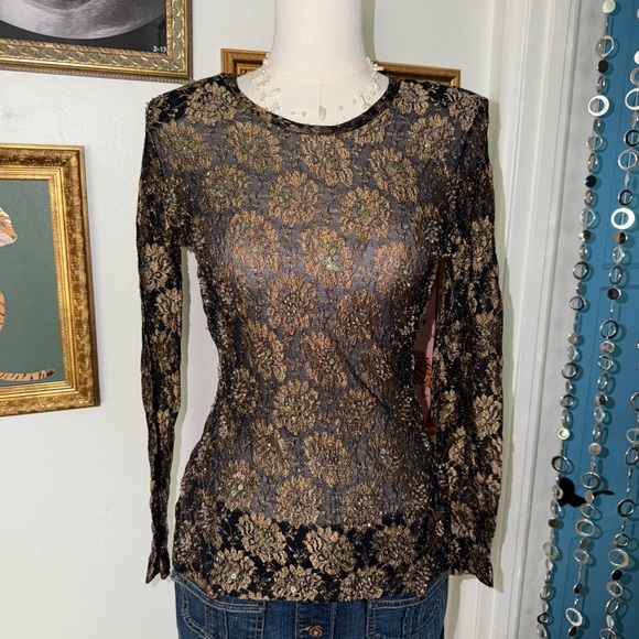 Karen Kane Tops - Vintage Y2K Karen Kane Black and Gold Floral Lace Top
